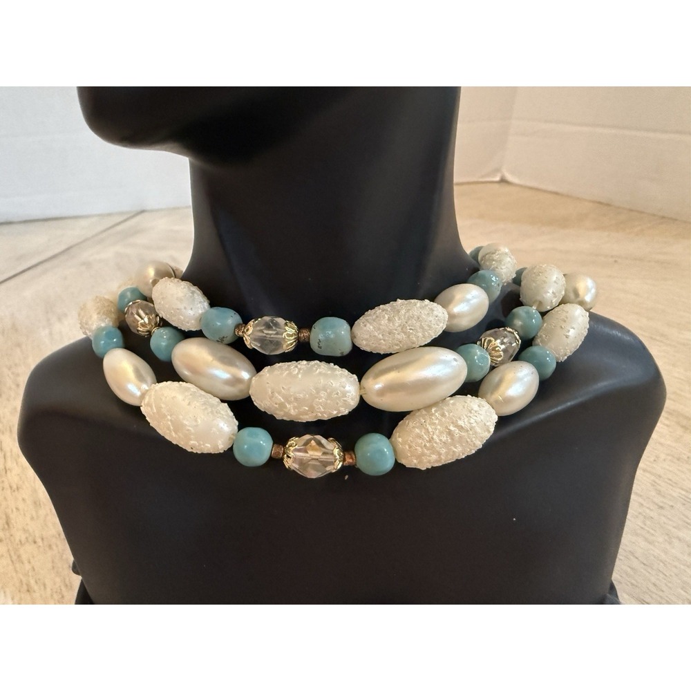 Vintage 1960s Japan Aqua Blue White Pearl Beaded Necklace Clip On Earrings Set - Picture 5 of 15